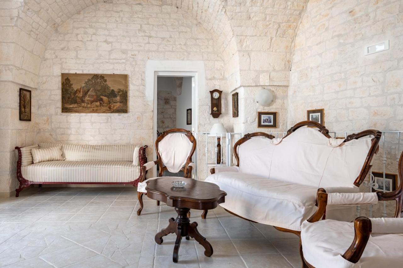 Dimora Lucrezia - Big & Central Apatment With Parking Ostuni Esterno foto